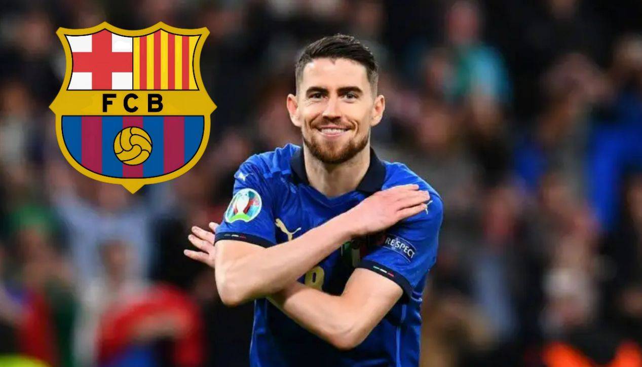 包含今夜那不勒斯调整名单以备社区盾，战术微调环节打磨，悬念犹存，轮换策略成焦点的词条