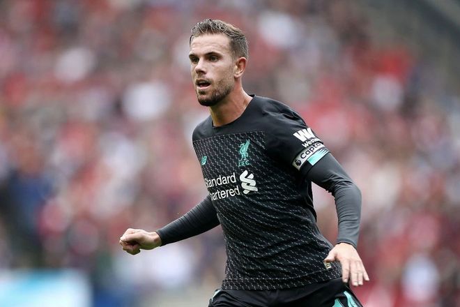 包含今夜那不勒斯调整名单以备社区盾，战术微调环节打磨，悬念犹存，轮换策略成焦点的词条